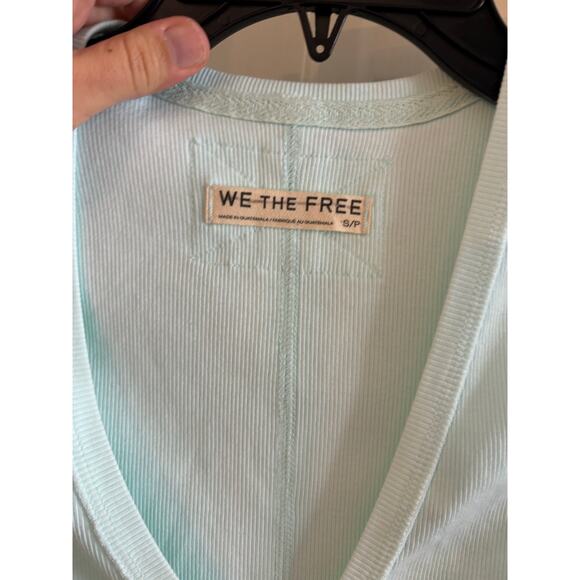 Free People We The Free Neria Tank Top Niagara Mist V Neck Size Small Essential - Picture 5 of 5
